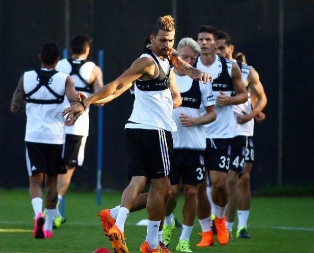 Beşiktaş, Trabzonspor Maçı Hazırlıklarını Sürdürüyor