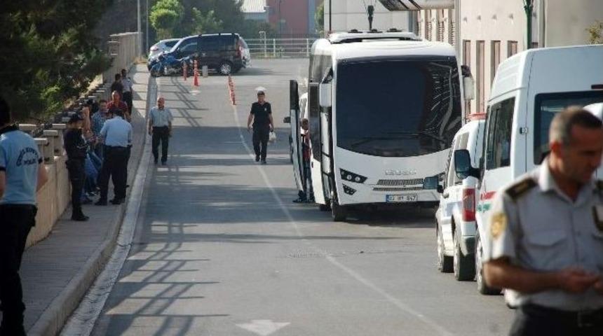 Adıyaman&rsquo;da 2 Ter&ouml;rist &Ouml;ld&uuml;r&uuml;ld&uuml;