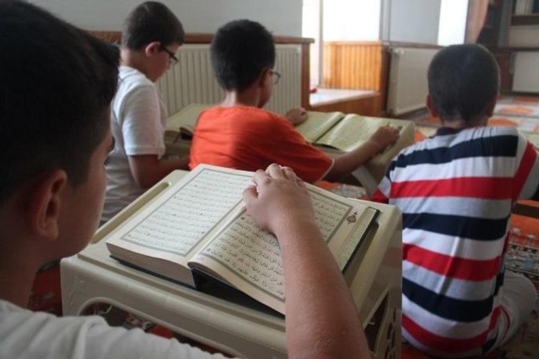 Tekirdağ&rsquo;da Yaz Kur&rsquo;an Kurslarına 28 Bin &Ccedil;ocuk Katıldı