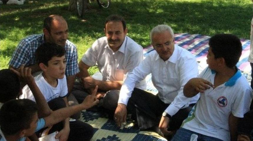 Başkan Başsoy&rsquo;dan Kur&rsquo;an Kursu &Ouml;ğrencilerine S&uuml;rpriz Ziyaret