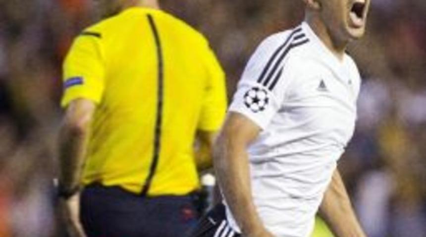 Fener&rsquo;in Radarındaki Feghoulı&rsquo;den M&uuml;thiş Performans