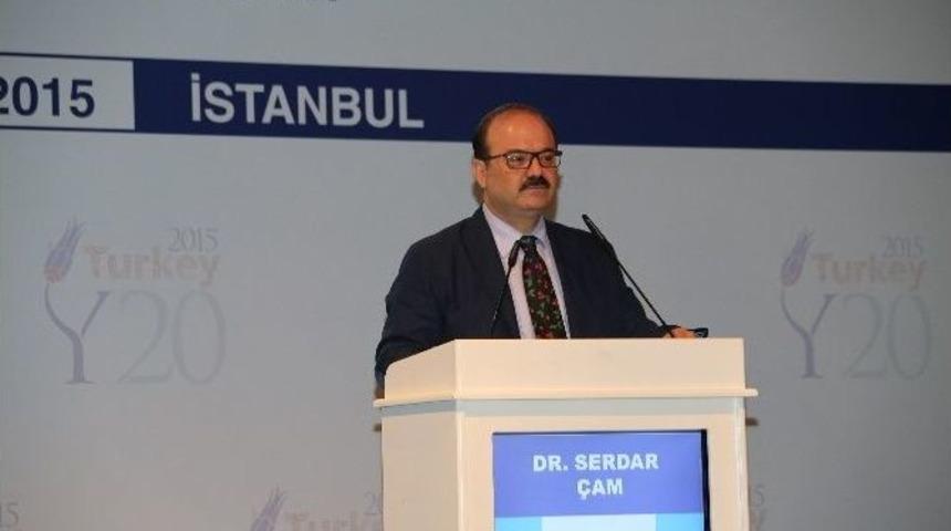 Tika Başkanı Serdar &Ccedil;am, Y20 Zirvesi&rsquo;nde Gen&ccedil;lerle Buluştu