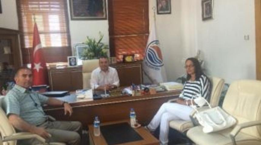 Burhaniye Sgk M&uuml;diresi Canan Aldağ&rsquo;dan Uslu&rsquo;ya İade-i Ziyaret