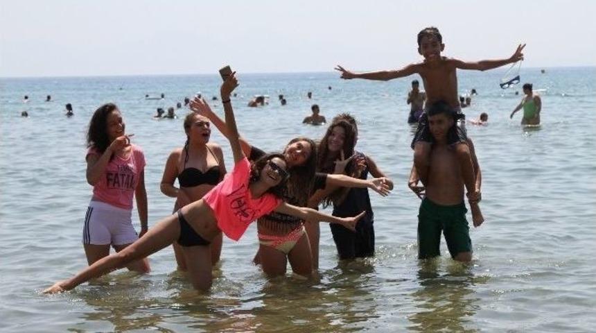 Gaziemirli &Ccedil;ocukların Deniz Mutluluğu