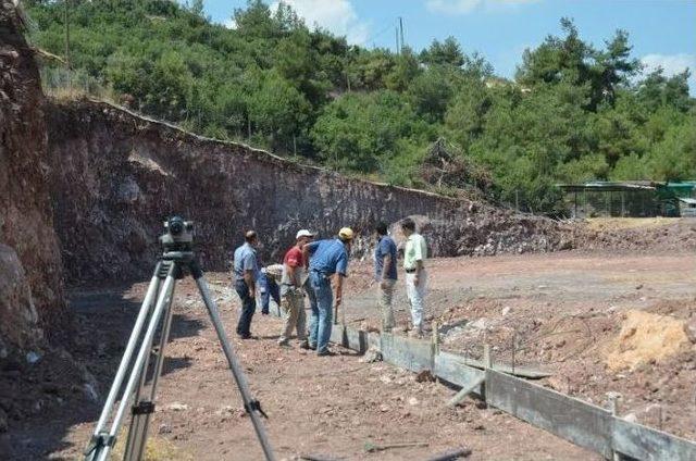 Bilecik Belediyesi Sokak Hayvanları Tedavi Ve Rehabilitasyon Merkezi İnşaat Çalışması Başladı