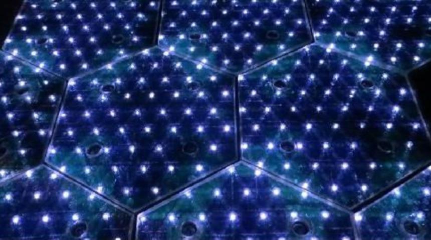 &ldquo;What If Solar-Powered Roads Replaced The Stressful Modern Highways?&rdquo; Asks An American Project