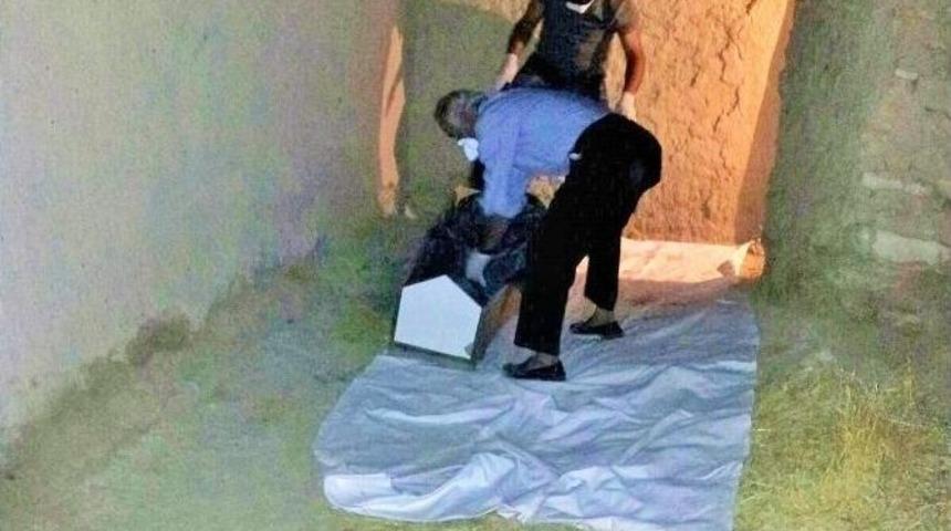 4 G&uuml;nd&uuml;r Haber Alınamayan Yaşlı Adam &Ouml;l&uuml; Bulundu