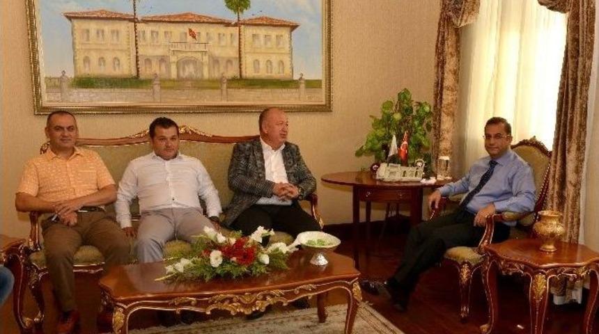 Antalyaspor Y&ouml;netiminden Vali T&uuml;rker&rsquo;e Ziyaret