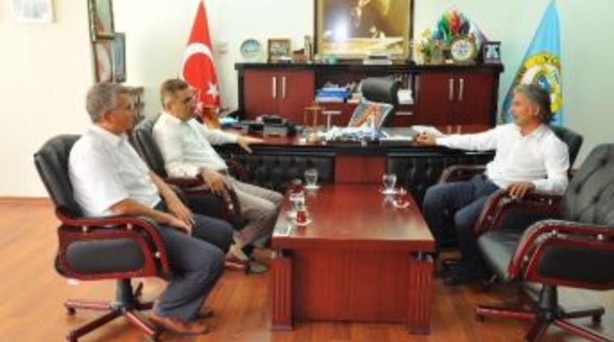 Y&uuml;reğir Kaymakamından Başkan &Ccedil;elikcan&rsquo;a Ziyaret