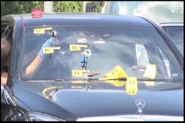 Hadımk&ouml;y de Otomobile Saldırı (3) 1