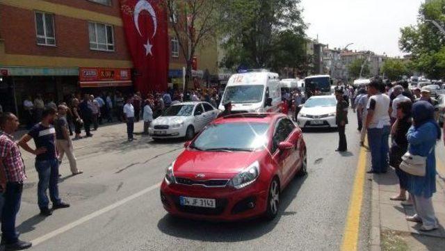 Şehit Barış Akın ın Evinin Önünde Teröre Lanet 3