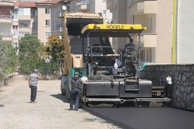 Niğde Belediyesi 8 Ayda 27 Ton Asfalt Döktü