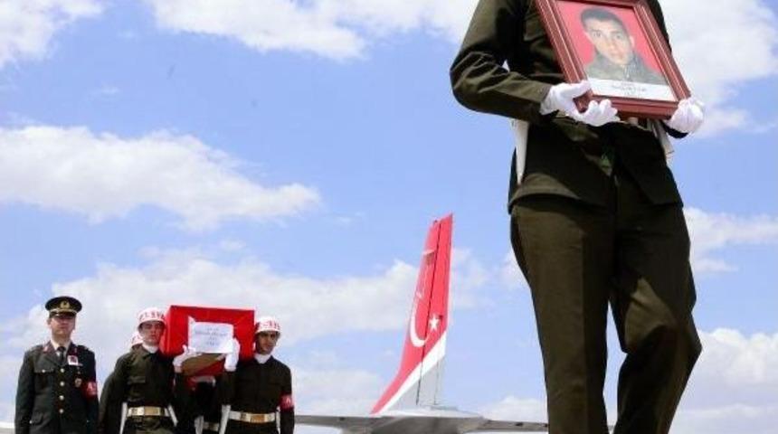 Erzurumlu Şehit Er Recep Beycur'un Tezkeresine 5 Ay Kalmıştı (2)