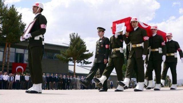 Erzurumlu Şehit Er Recep Beycur'un Tezkeresine 5 Ay Kalmıştı (2)