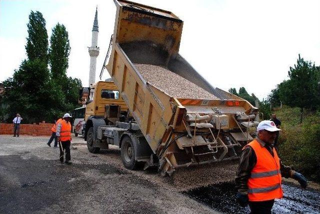 Vali Çomaktekin’den Köy Yollarındaki Çalışmalara İnceleme