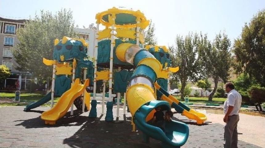 Haliliye&rsquo;de Parklar Vatandaşların Yaşam Alanı