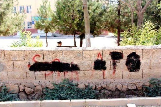 Okul Duvarına Pkk Yazan Ş&uuml;pheli Tutuklandı 2