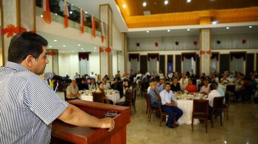 Esenler Hacı Adaylarını Uğurladı