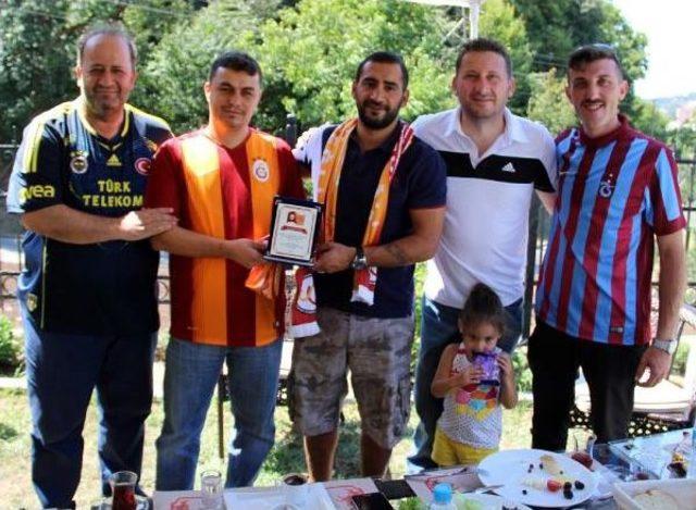 Eski Milli Futbolcu Ümit Karan Taraftar Dernekleriyle Buluştu 2
