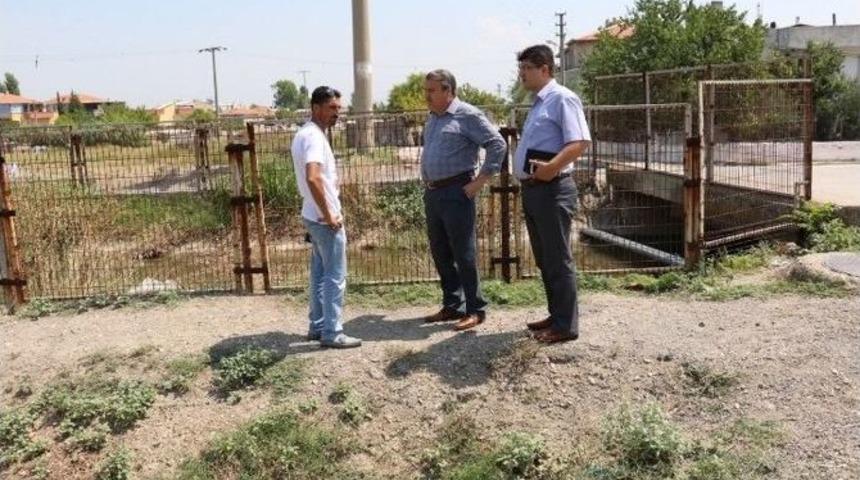 Yunusemre Belediyesi Su Kanallarına El Attı