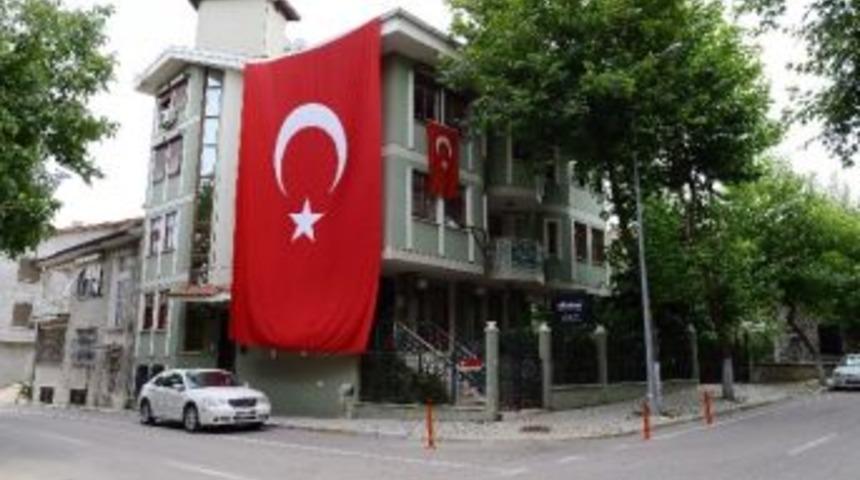 Sibel Can Konseri İptal Edildi