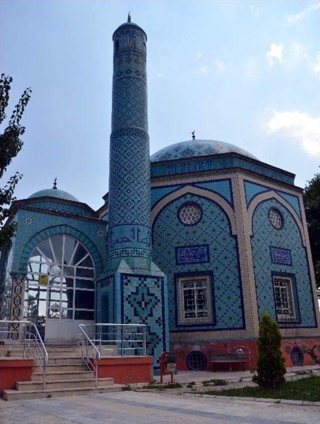 Dpü, Çinili Camii’ne Sahip Çıkıyor