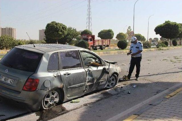 Ağaçları Deviren Otomobil Karşı Şeride Uçtu