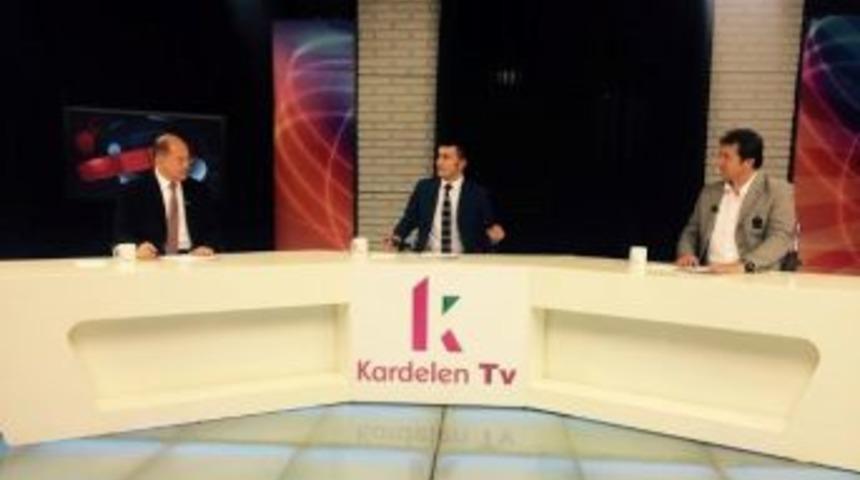 Eski Sağlık Bakanı Recep Akdağ: &ldquo;selahattin Demirtaş&rsquo;ı Kurt Adama Benzetiyorum&rdquo;