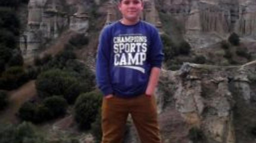 Trakt&ouml;r&uuml;n Altında Kalan &Ccedil;ocuk &Ouml;ld&uuml;