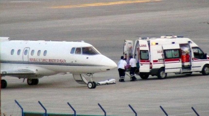 Tır Kazasında Yanan S&uuml;r&uuml;c&uuml; Ambulans U&ccedil;akla Erzurum&rsquo;a Sevk Edildi