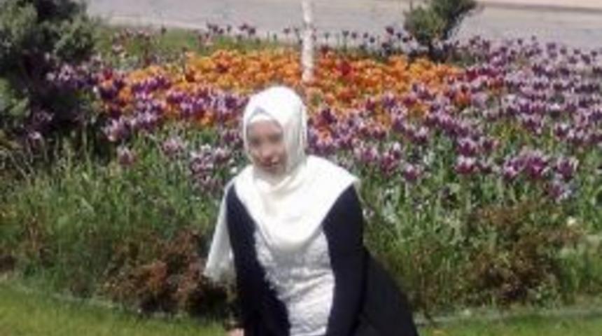 Marketin Y&uuml;k Taşıma Asans&ouml;r&uuml;ne Sıkışan Gen&ccedil; Kız Yoğun Bakımda