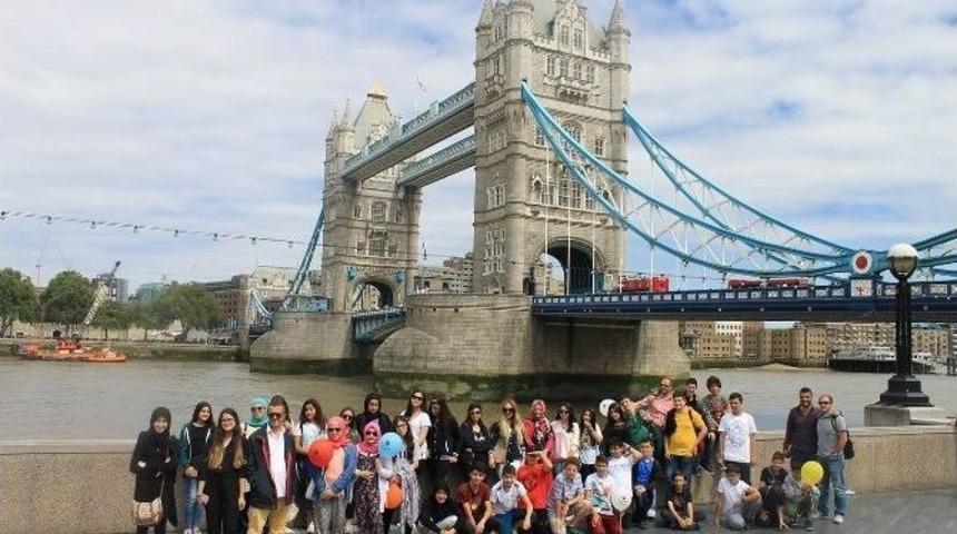 İhlas Koleji Yaz Kampında Leicester &Uuml;niversitesine Gitti