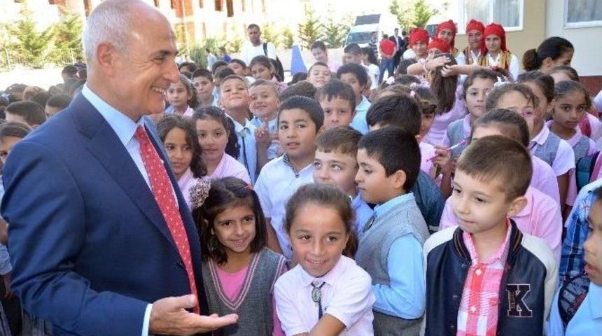 B&uuml;y&uuml;k&ccedil;ekmece&rsquo;nin Okulları Yeni &Ouml;ğretim D&ouml;nemine Hazır