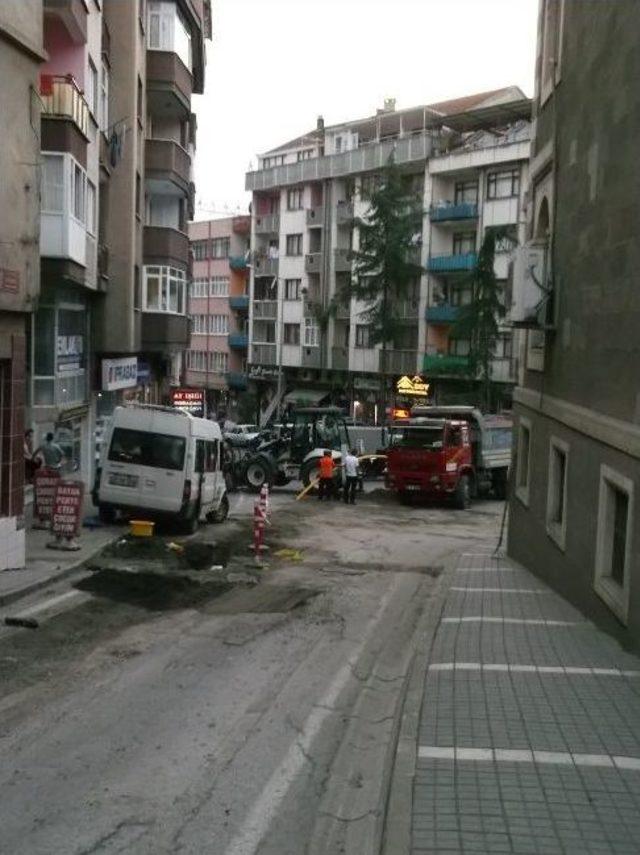 Trabzon’da Doğalgaz Çalışmaları Esnasında Tarihi Eser Taş Bulundu