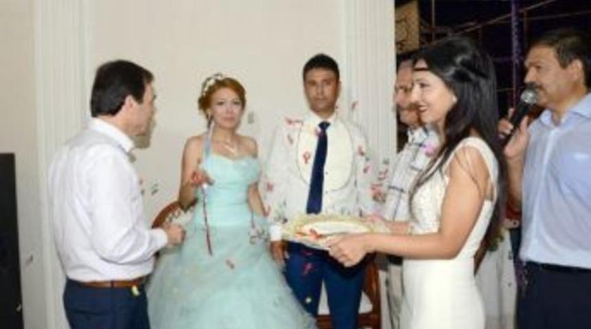 Kaymakam Taştan, Gen&ccedil;lerin Mutluluğuna Ortak Oldu