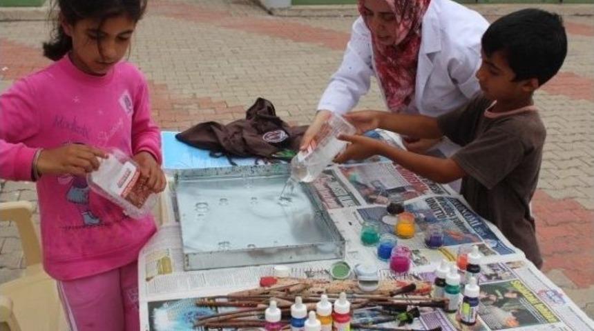 Giresun&rsquo;da &Ccedil;ocuk İş&ccedil;ilere Dur Demek İ&ccedil;in &ldquo;ebru Sanatı&ldquo; &Ouml;ğretiyorlar