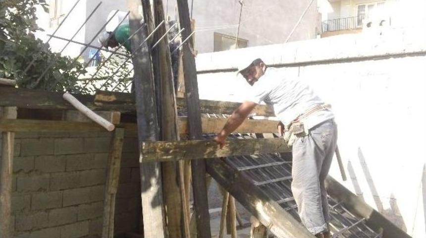 Suriyeliler &Ccedil;alışarak Ge&ccedil;imlerini Sağlıyor