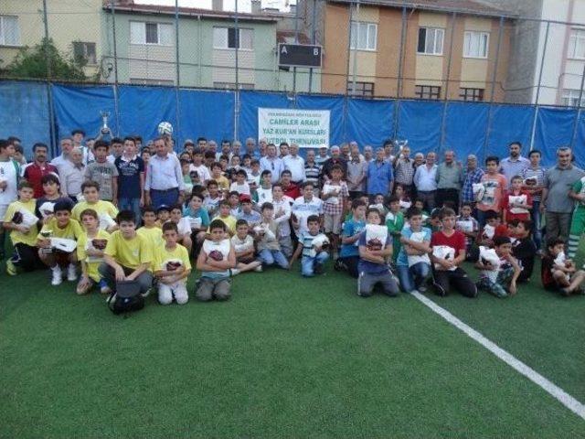 Kur’an Kursu Öğrencilerinin Futbol Turnuvası