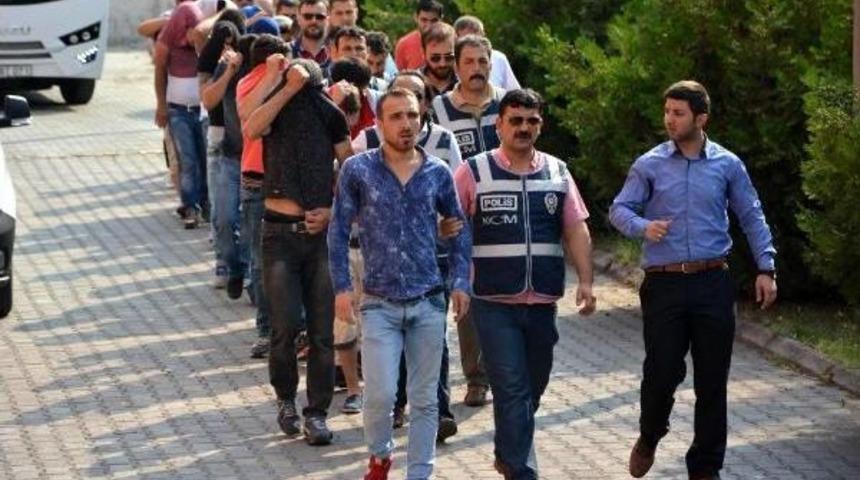 4 Ilde Eş Zamanlı Uyuşturucu Operasyonu: 18 G&ouml;zaltı