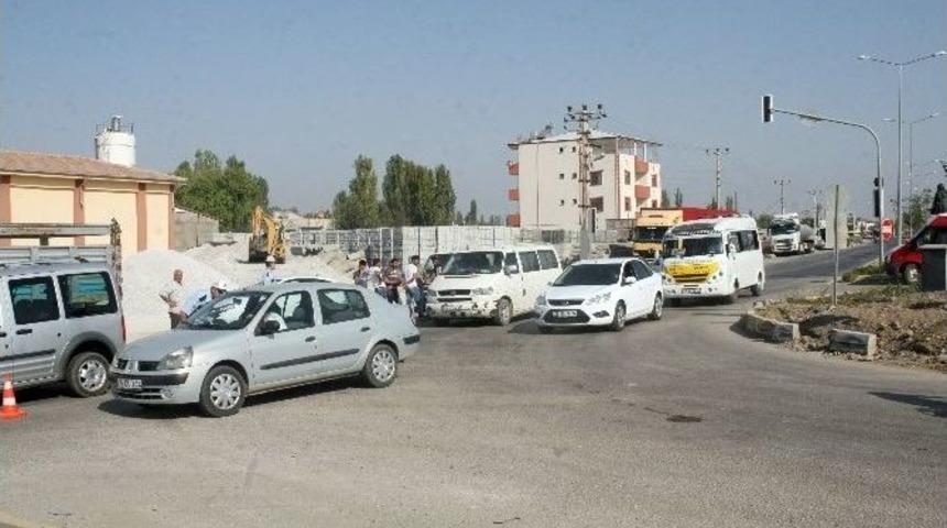 Iğdır-doğubayazıt Yolu Ulaşıma A&ccedil;ılmadı