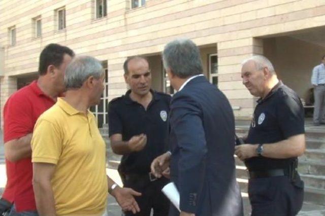 Chp Kayseri İl Başkanı Ayan: Şehit Mezarını Bu Halde Bırakanları Kınıyorum 3