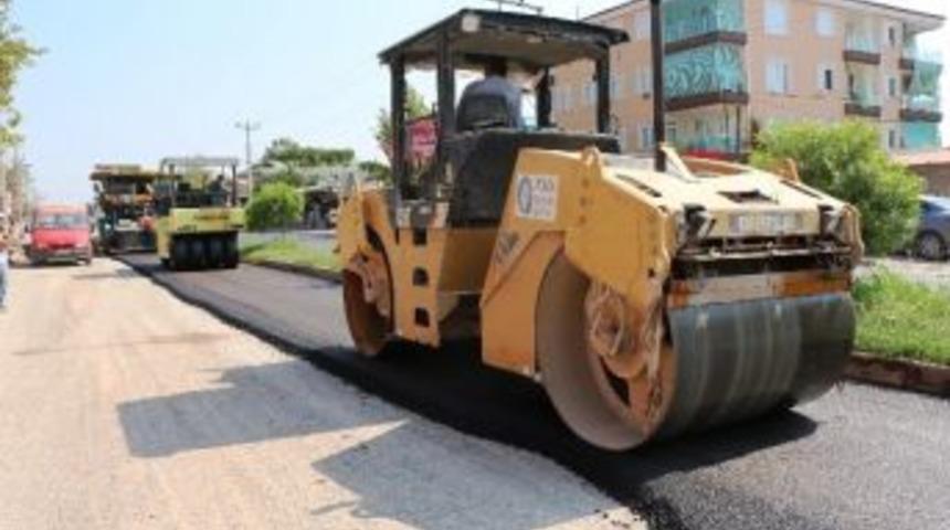 Büyükşehir’den Sütçüler Yoluna Sıcak Asfalt