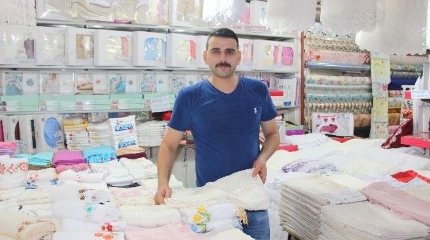 Esnaf "&ouml;nce Vatan" Diyor