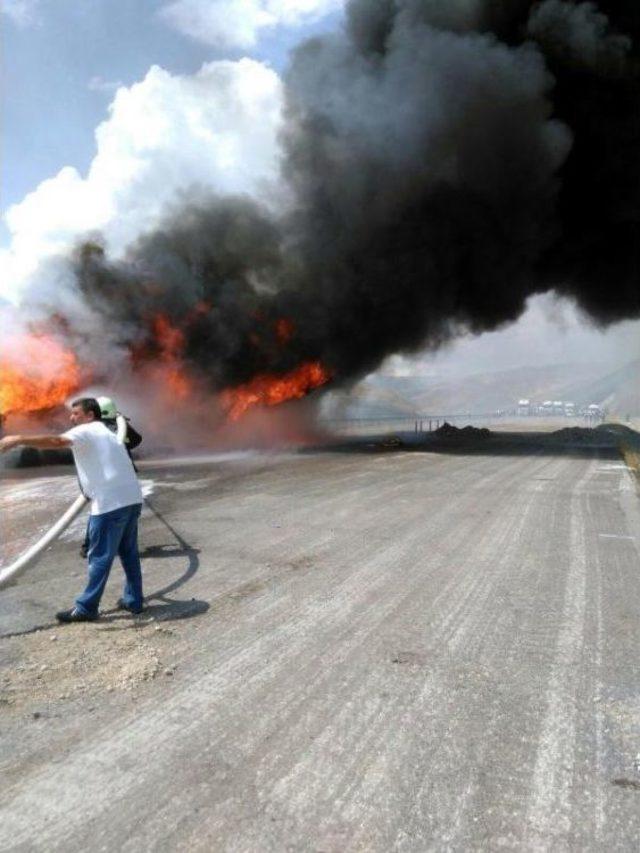 Tır ın Dorsesindeki 25 Ton Madeni Yağ Alev Alev Yandı 3