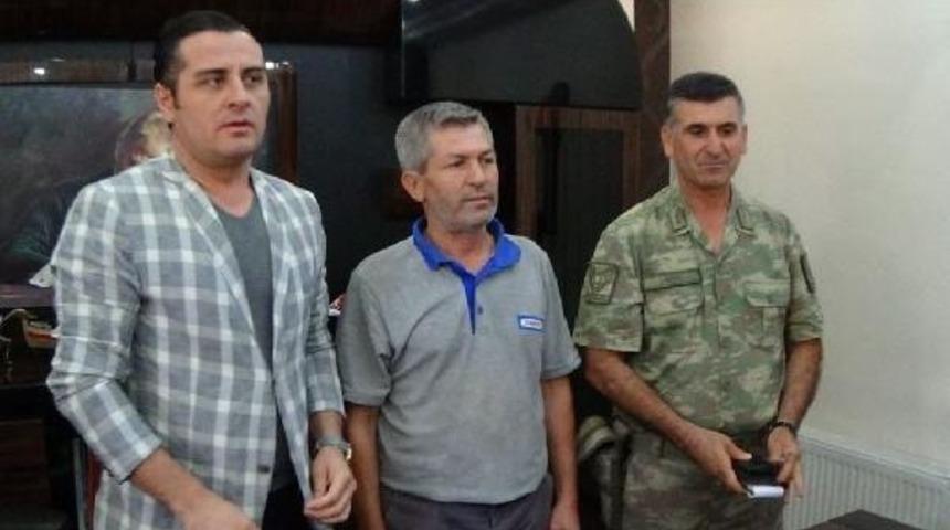 Pkk'nın Katliamını &Ouml;nleyen Tanker Şof&ouml;r&uuml;ne &Ouml;d&uuml;l