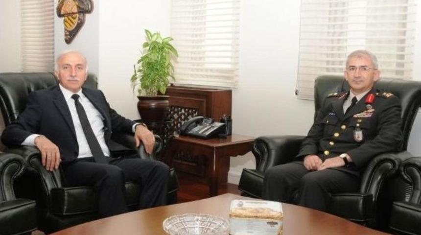 Yeni Garnizon Komutanından Valiye Ziyaret