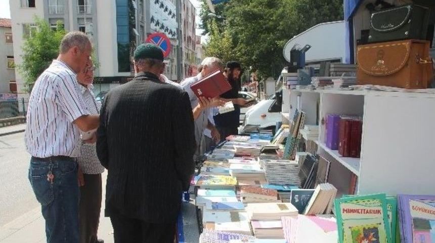 Diyanet İşleri Başkanlığı Yayınları Halka Tanıtılıyor