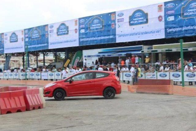 Ford Roadshow Heyecanı Kocaeli’De