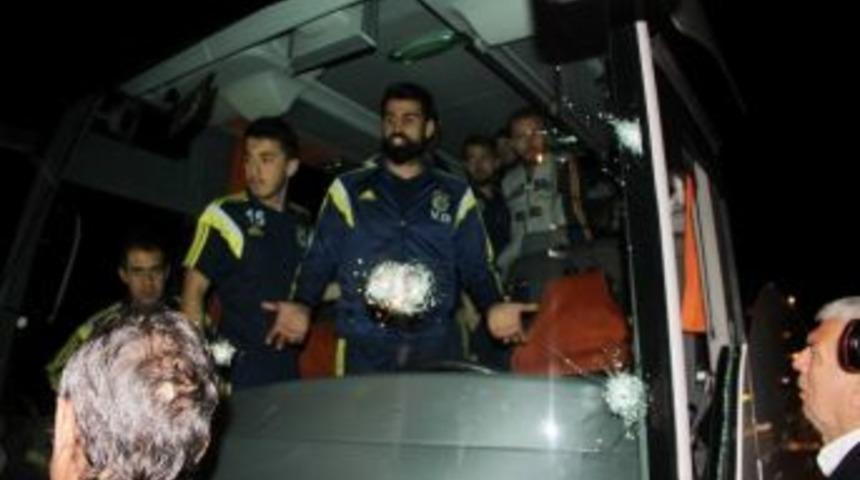 Fenerbah&ccedil;e, Rize&rsquo;den D&ouml;n&uuml;ş Programını Değiştirdi