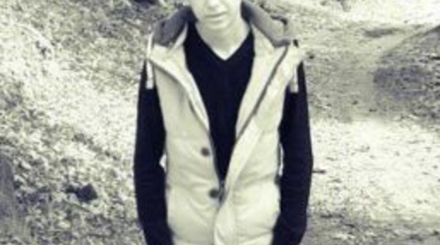 Otomobille Motosiklet Kavşakta &Ccedil;arpıştı: 1 &Ouml;l&uuml;, 1 Yaralı